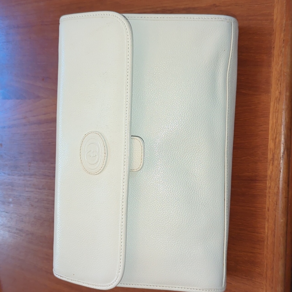 Gucci Cream Clutch